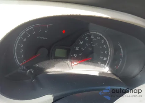 2011 Toyota Sienna z USA, uszkodzony, nr VIN 5TDKA3DC6BS001438